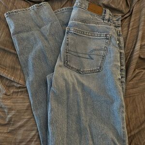 American Eagle Outfitters Relaxed Fit Light Blue Jeans